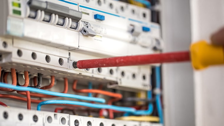 Ηλεκτρολογικές εργασίες τιμές: Αξιοπιστία και ποιότητα