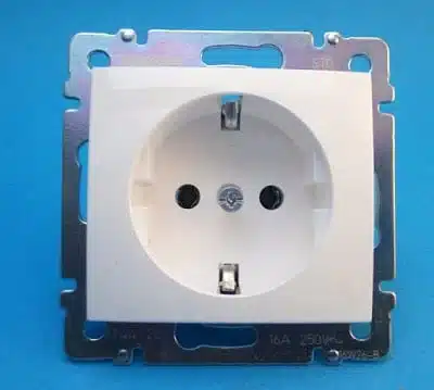 Αλλαγή πρίζας τιμή: Ακριβές κόστος για κάθε εργασία