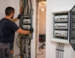 Μεταφορά ηλεκτρολογικού πίνακα σε νέα θέση
