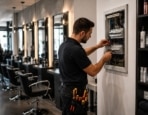 Ηλεκτρολόγος για Κομμωτήριο: Η Βάση για Έναν Σύγχρονο