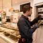 Ηλεκτρολογικές Λύσεις για Ζαχαροπλαστεία
